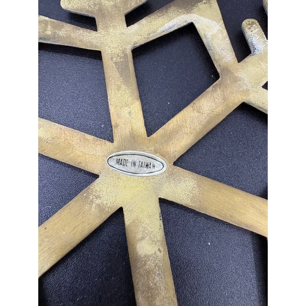 Vintage Brass Snowflake Trivet Large 8.5 Inch Metal Hot Plate Stand Taiwan